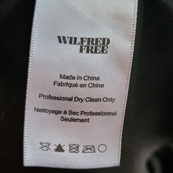 WILFRED Nesxher Suede Skirt - Picture 9 of 10